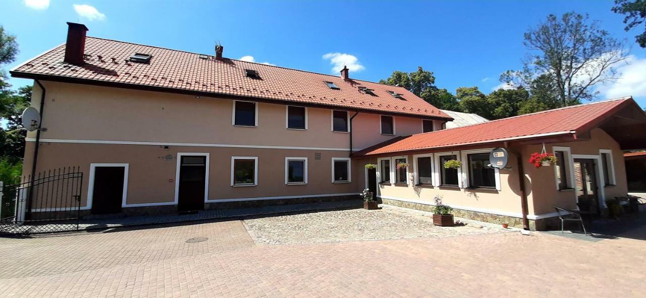 Zajazd Zamkowy - Schlossgasthof Krąg Exteriör bild