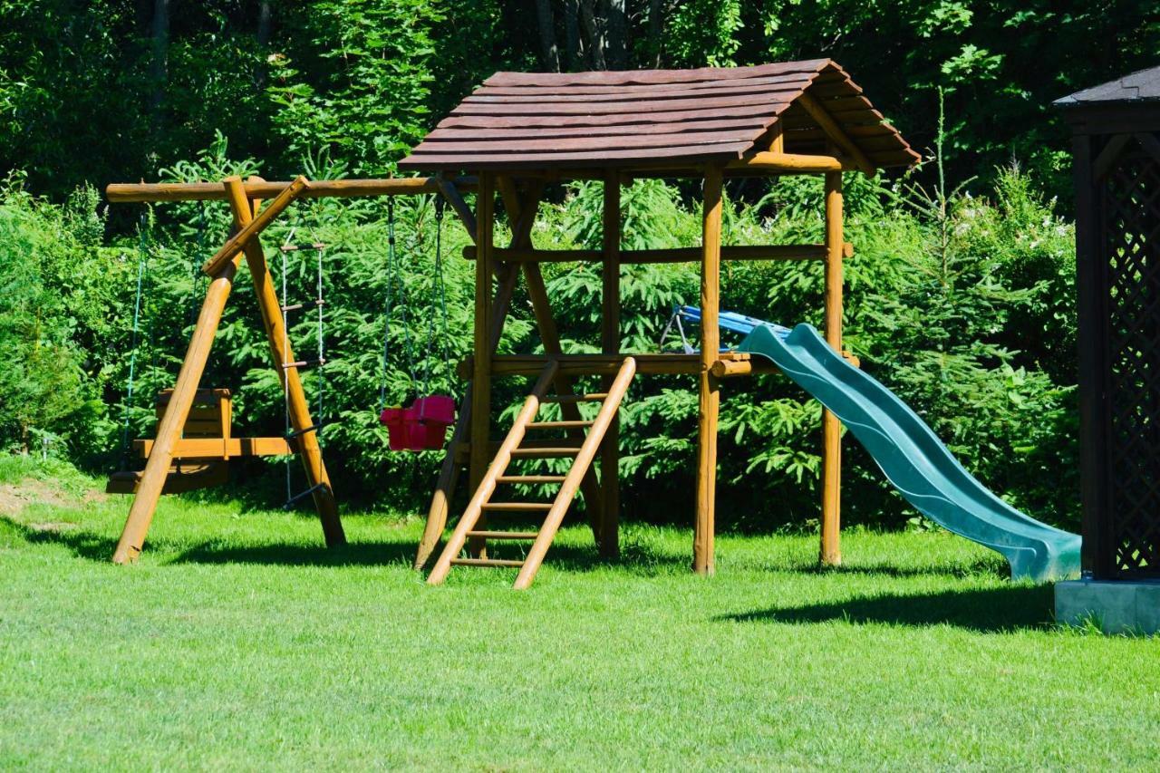 Zajazd Zamkowy - Schlossgasthof Krąg Exteriör bild